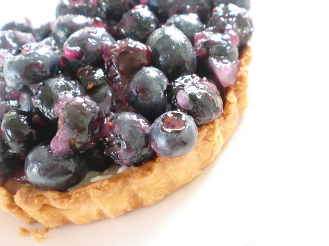 blueberry | The Simply Luxurious Life, www.thesimplyluxuriouslife.com