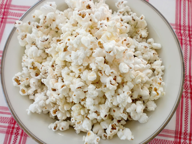popcorn | The Simply Luxurious Life, www.thesimplyluxuriouslife.com