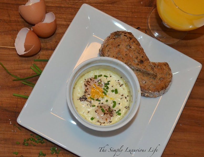 Baked Eggs with Cream and Herbs