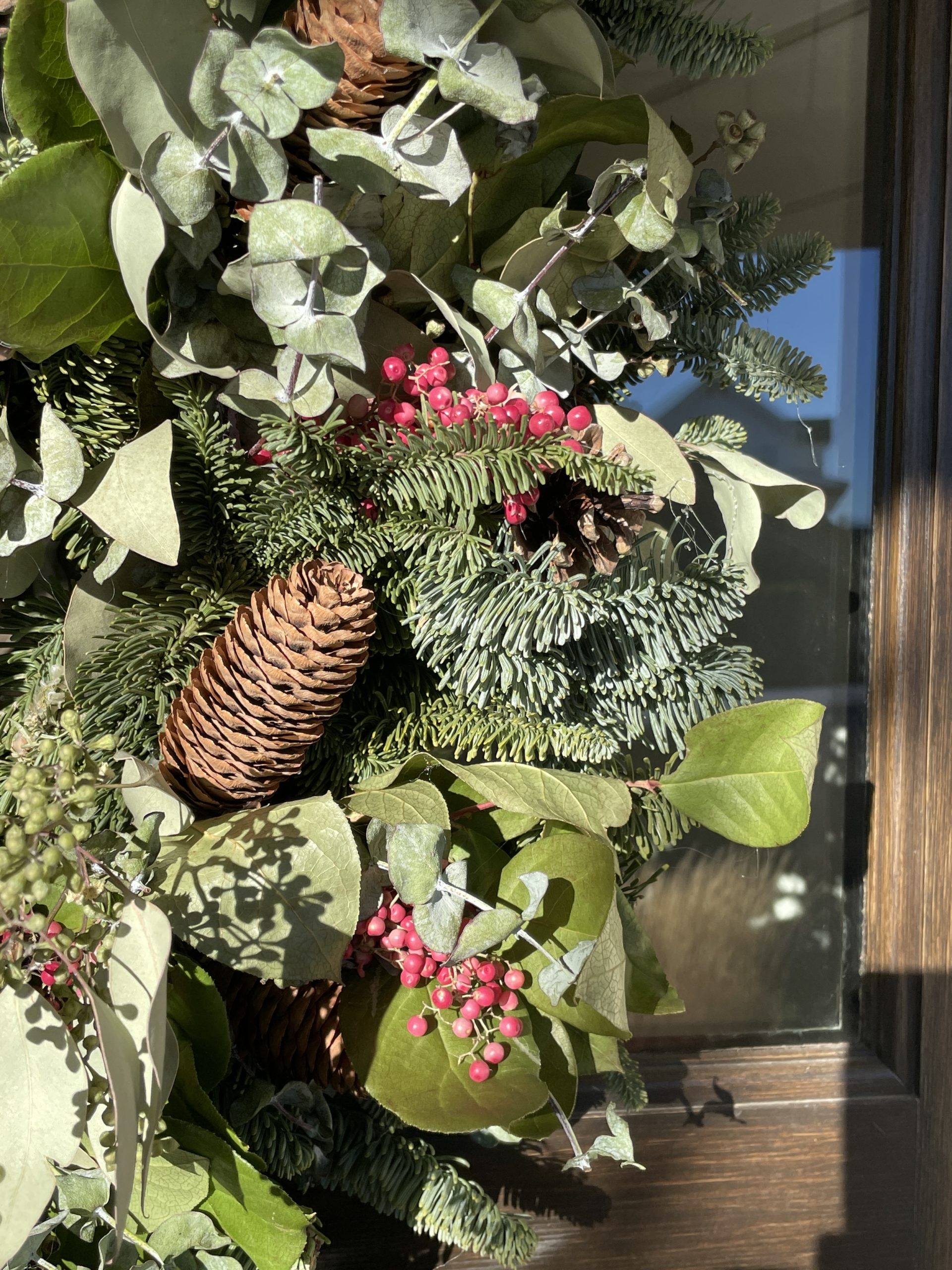 How to Welcome Mother Nature into Your Winter and Christmas Holiday Decor