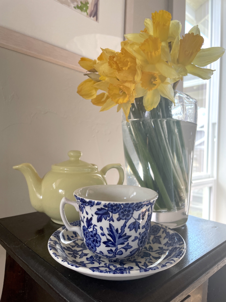 daffodilsteacup