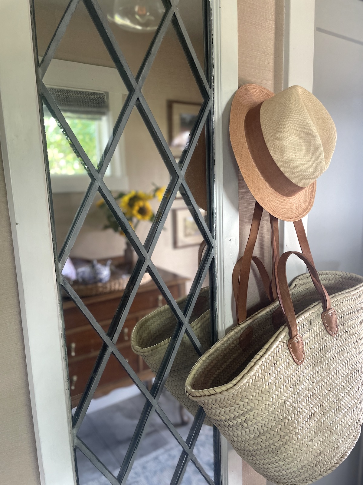 A Cottage Entry and Screen Door for a Craftsman, tour of TSLL’s Home, Le Papillon