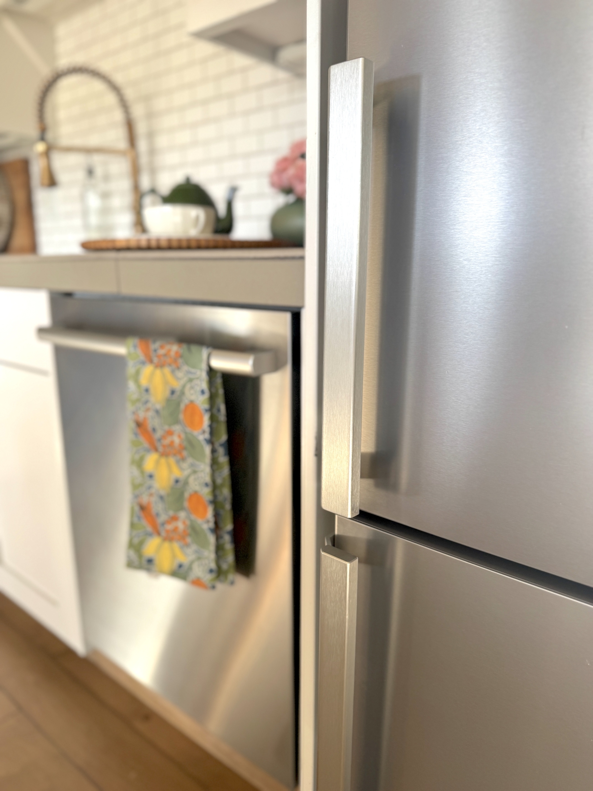 Tour TSLL’s New Fridge & Tips for Simple Refrigerator Organization for Ease of Use & Healthy Eating