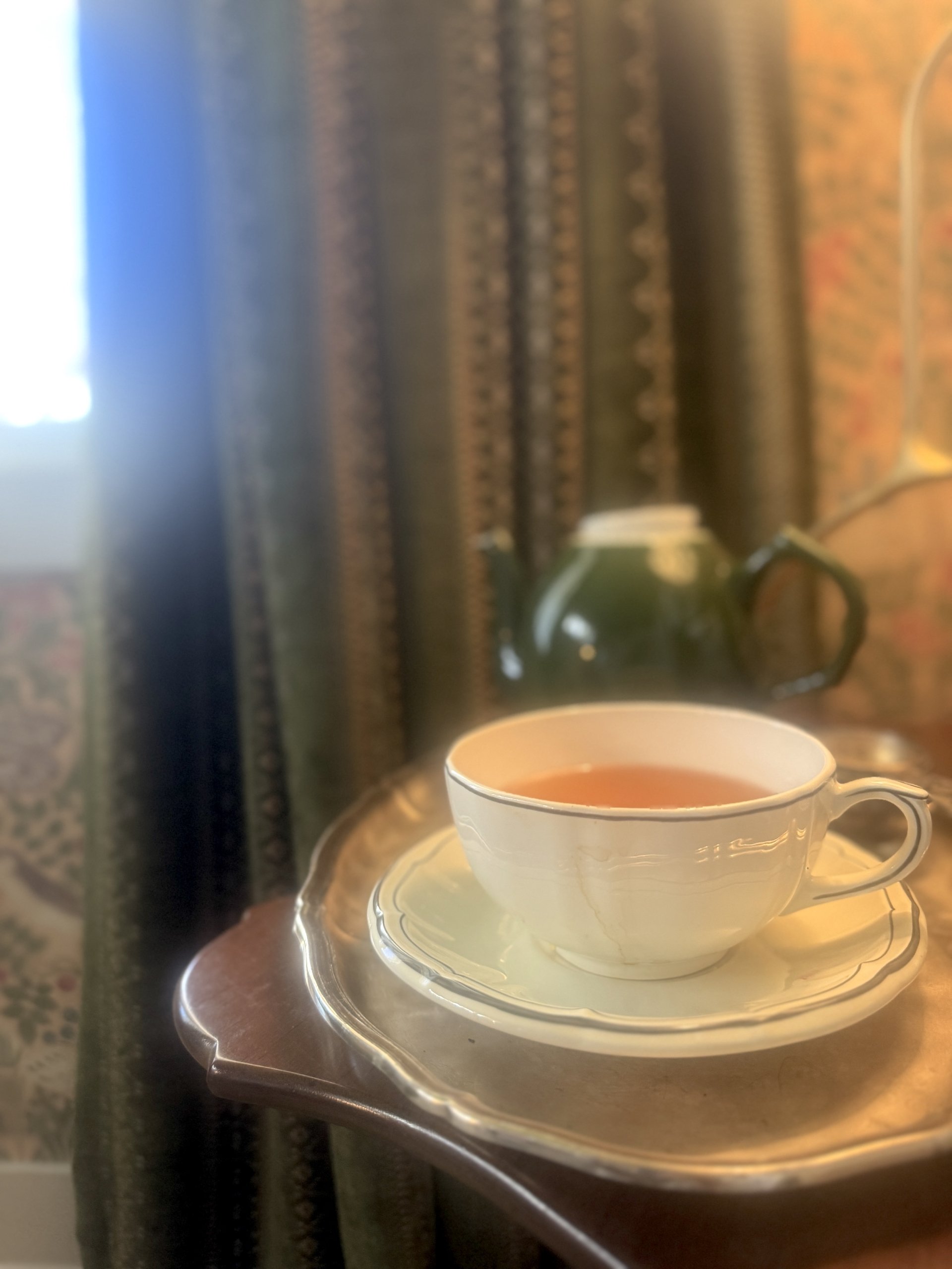 Teacupteatablecurtainoffice