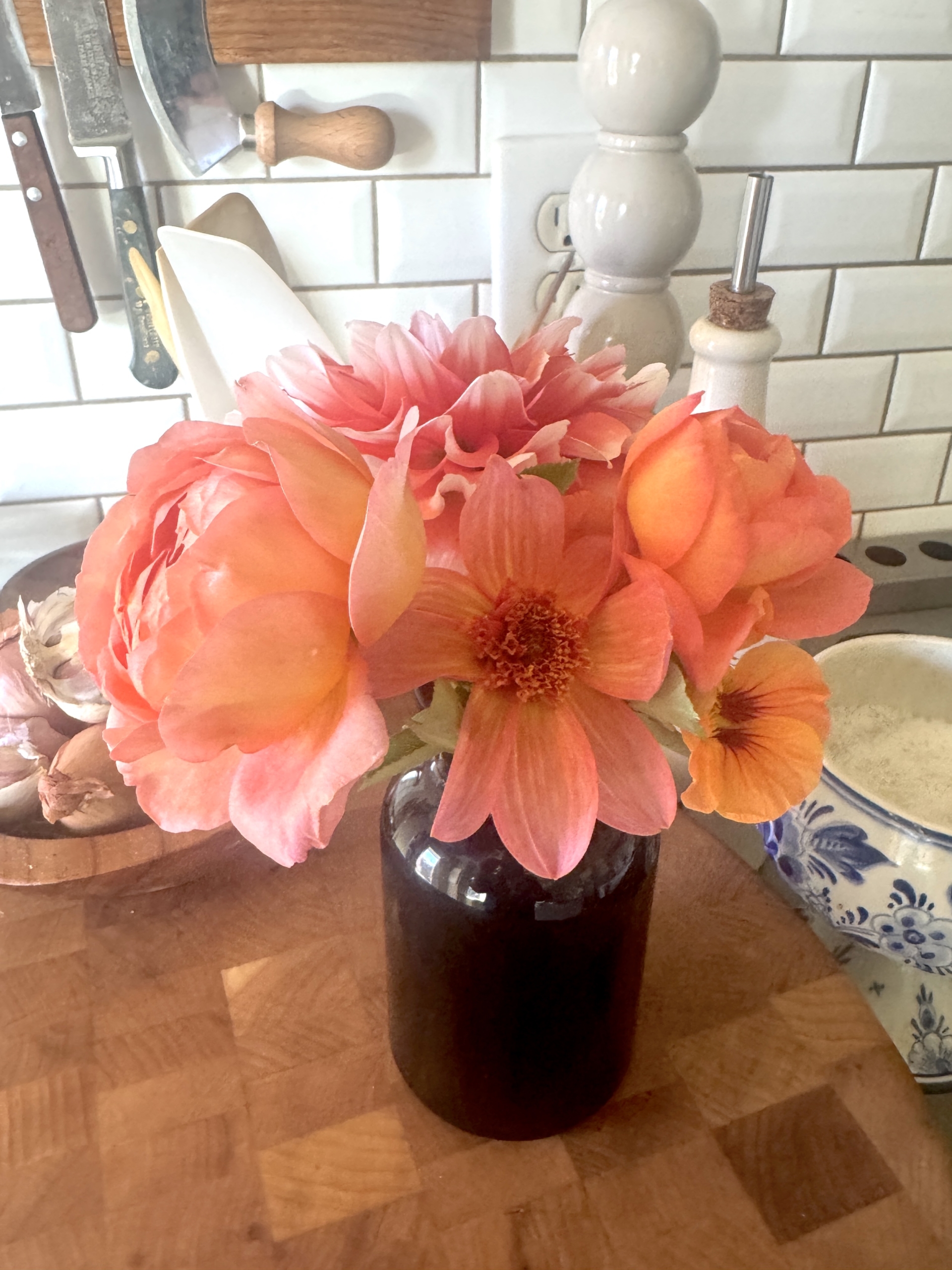 Apricotbouquetkitchen